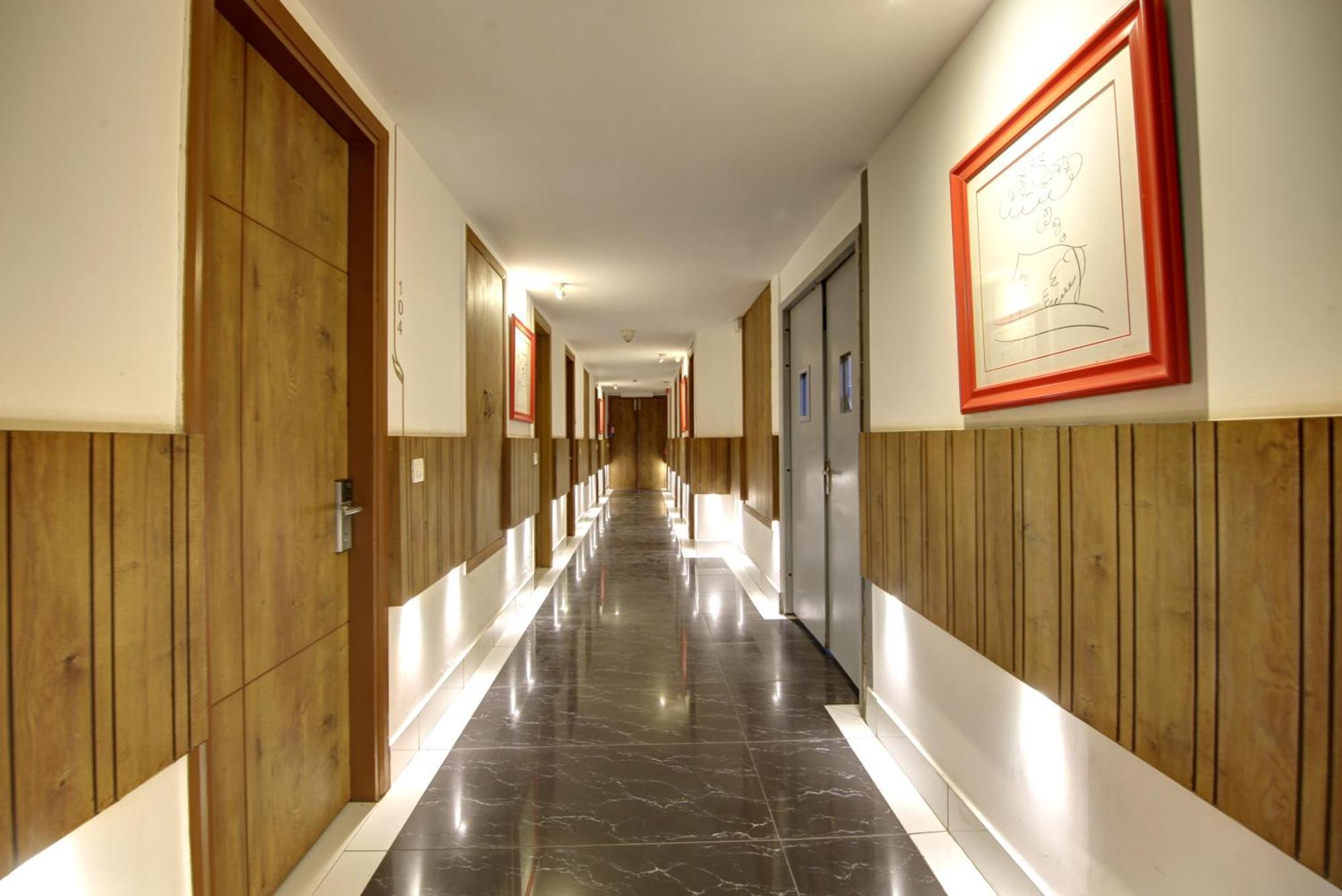 Hotel Town Pallace Inn Patel Nagar New Delhi ภายนอก รูปภาพ