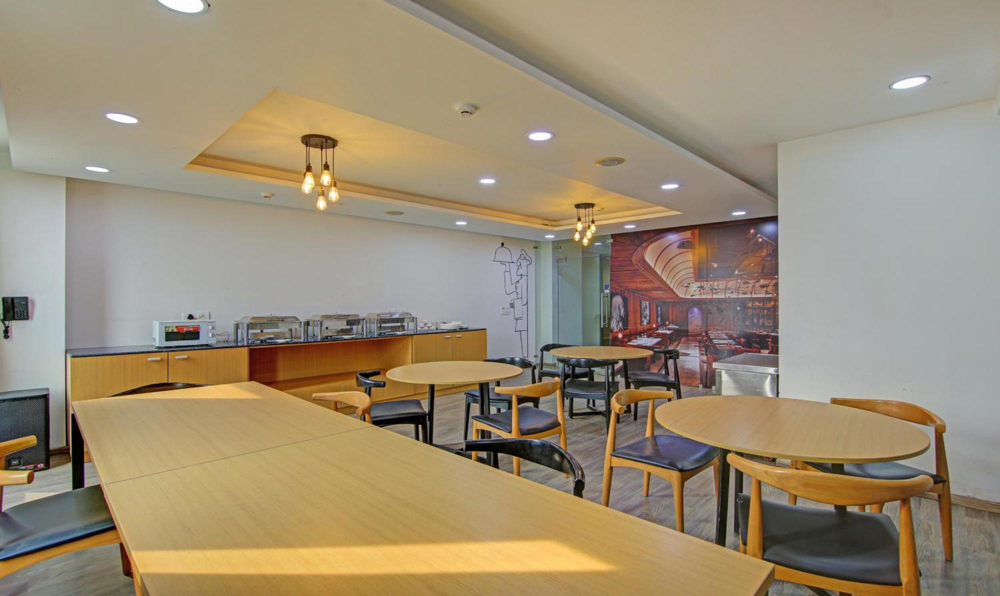 Hotel Town Pallace Inn Patel Nagar New Delhi ภายนอก รูปภาพ