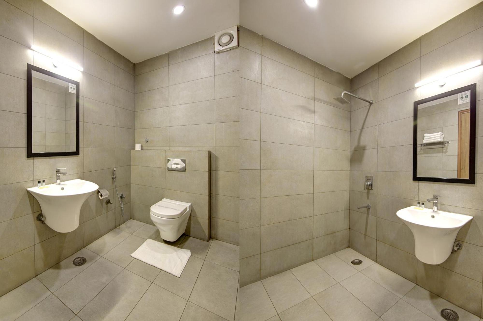 Hotel Town Pallace Inn Patel Nagar New Delhi ภายนอก รูปภาพ